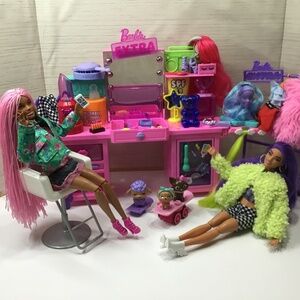 Barbie Extra Dolls and Playset with Accessories